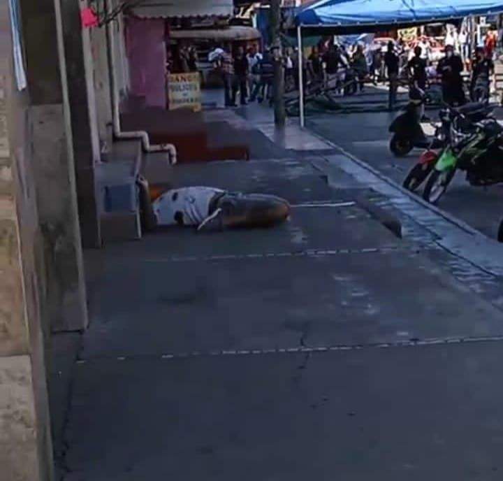 Asesinan a un comerciante en el municipio morenista de Matías Romero.