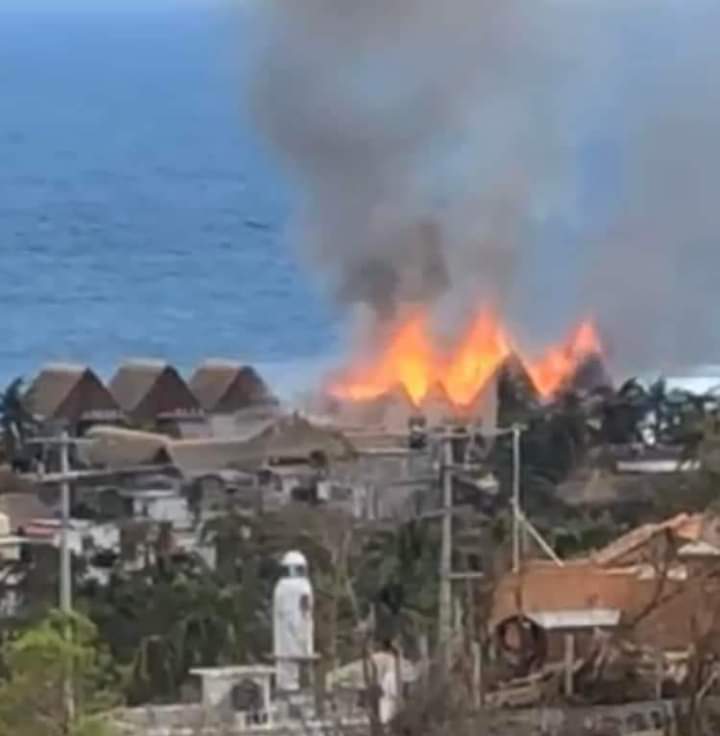 Incendian hotel de los Gurrión en la Costa; sería ajuste de cuentas