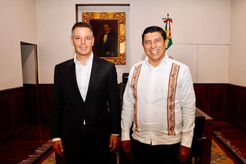 Se reúne el Gobernador Electo Salomón Jara con el Gobernador Alejandro Murat Hinojosa