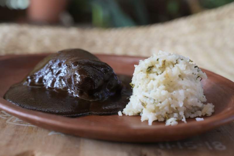 Tradición, cultura y gastronomía en la Guelaguetza