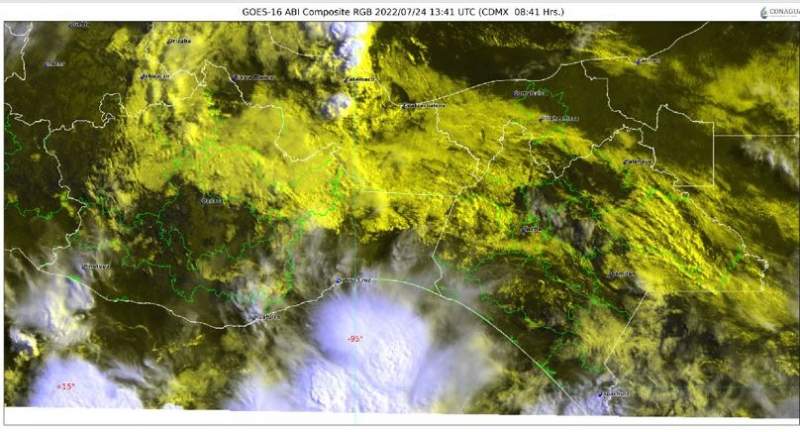 Prevalecen tormentas eléctricas y viento para Oaxaca
