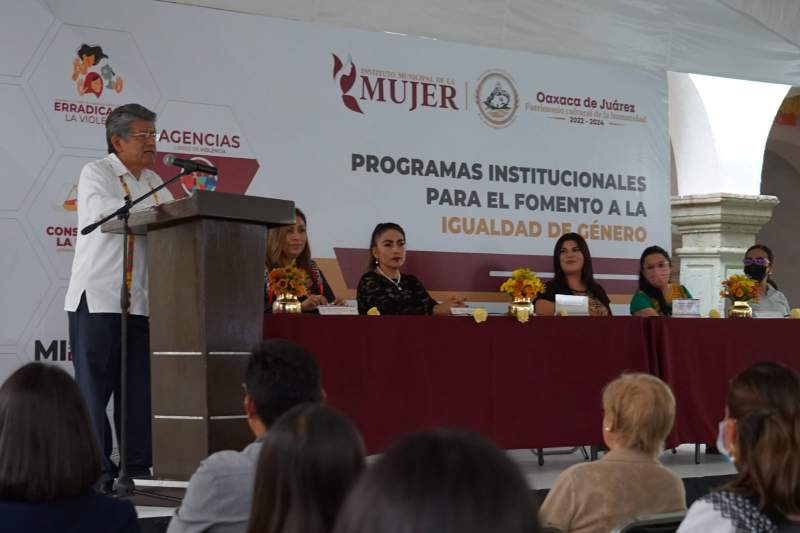 Presentan programas institucionales para el Impulso a la Igualdad de Género