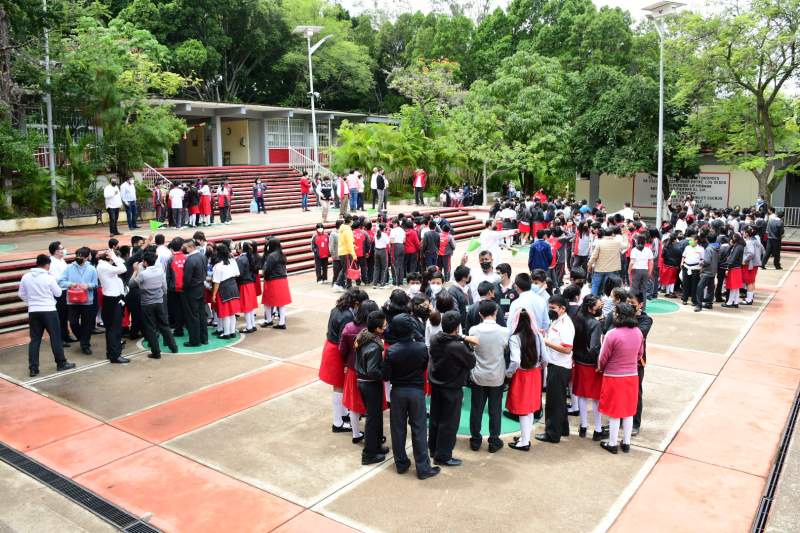 Participan el IEEPO y la comunidad escolar en Simulacro Nacional 2022