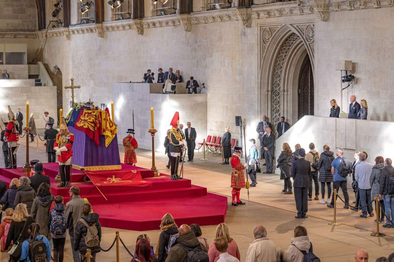 Presidentes y reyes de todo el mundo se concentran en Londres para despedir a Isabel II