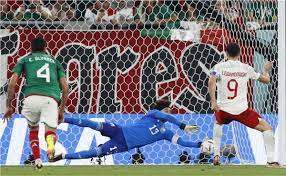 Guillermo Ochoa salva a México y empata ante Polonia en Qatar 2022