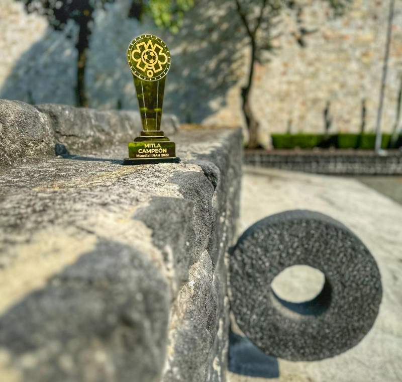 Recibe Mitla su reconocimiento como ganadora de la Copa INAH 2022