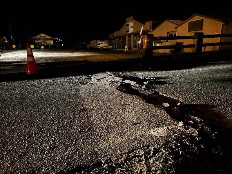 Sismo de magnitud 6.4 deja sin luz a 64 mil hogares en California