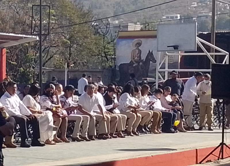 En completa calma transcurre el relevo de autoridades municipales en Oaxaca