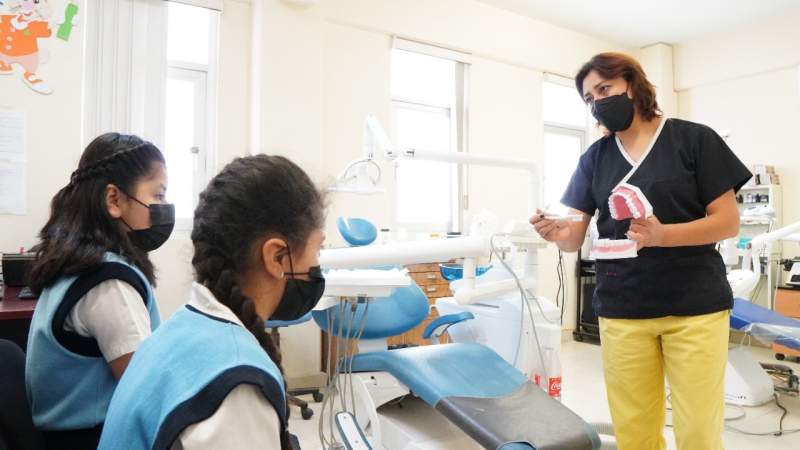 Padecen caries dental el 58% de escolares de 12 años en Oaxaca