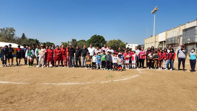 Movimiento Progresista rescata espacios deportivos e inicia Torneo de futbol infantil-juvenil con la UABJO