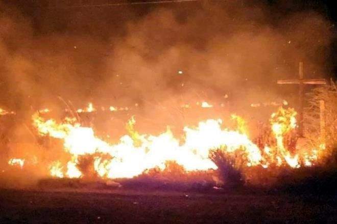 Sigue el incendio en Monte Albán, Oaxaca