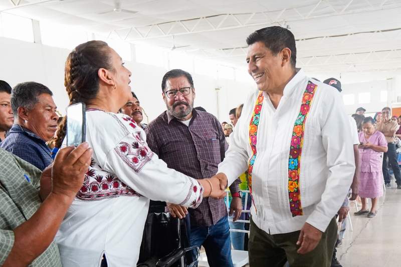 Vamos a sacar a Oaxaca de la pobreza y la marginación: Gobernador Salomón Jara Cruz
