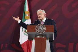 López Obrador impulsa una reforma para dar vía libre a los megaproyectos del Estado y acotar a las empresas privadas
