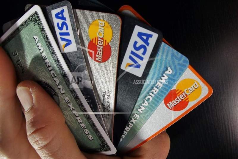 Alertan por nuevos fraudes en tarjetas en el País