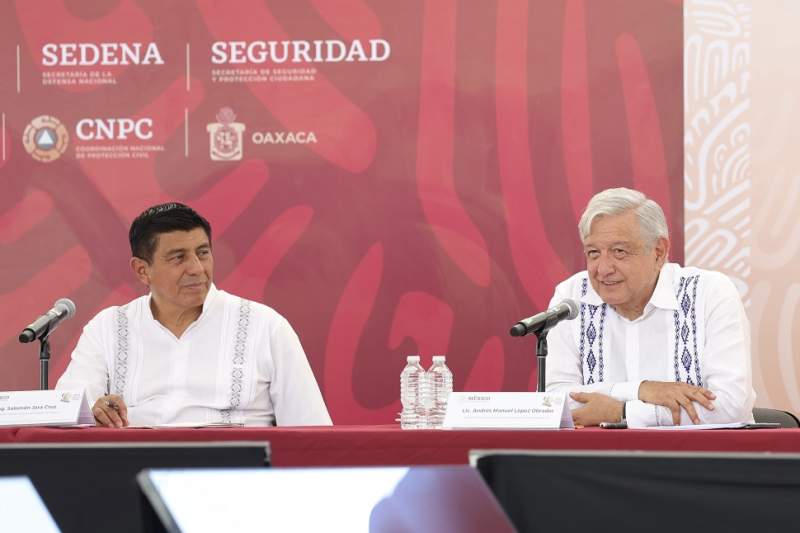 Evalúan avances del Plan de Apoyo a Personas Afectadas por el Huracán Agatha