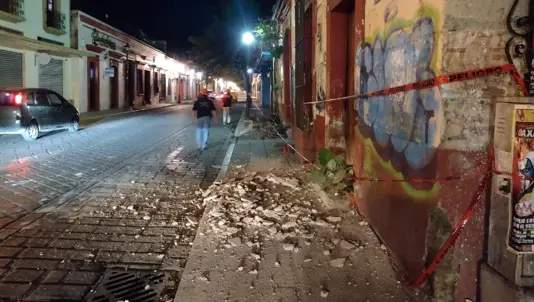 Sismo en Oaxaca dejó daños mínimos: AMLO; “autoridades están atentas”