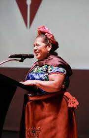 La Premio Nacional de Artes Abigail Mendoza lamenta el desdén a la cocina tradicional
